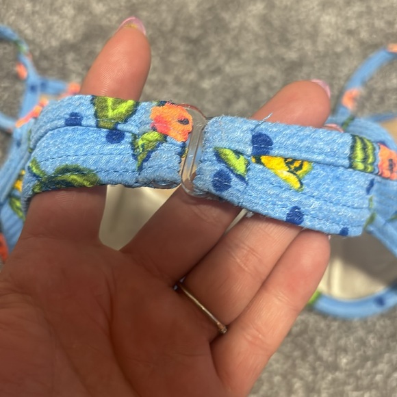 Small low support top - Picture 6 of 8